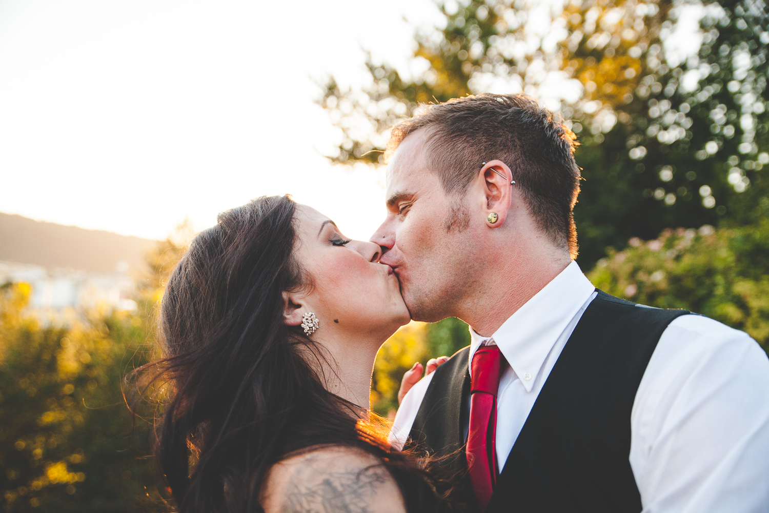 Olivia + Rob’s Romantic Metal Wedding at Historic Overlook House